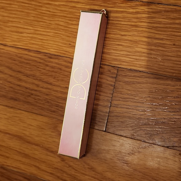 Dominique Cosmetics Lip Gloss in Peach Tea - Picture 2 of 3